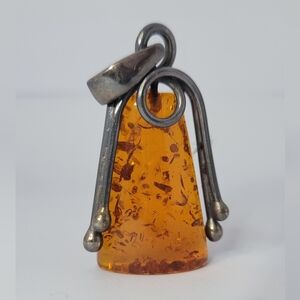 Vintage Sterling Silver Amber Pendant